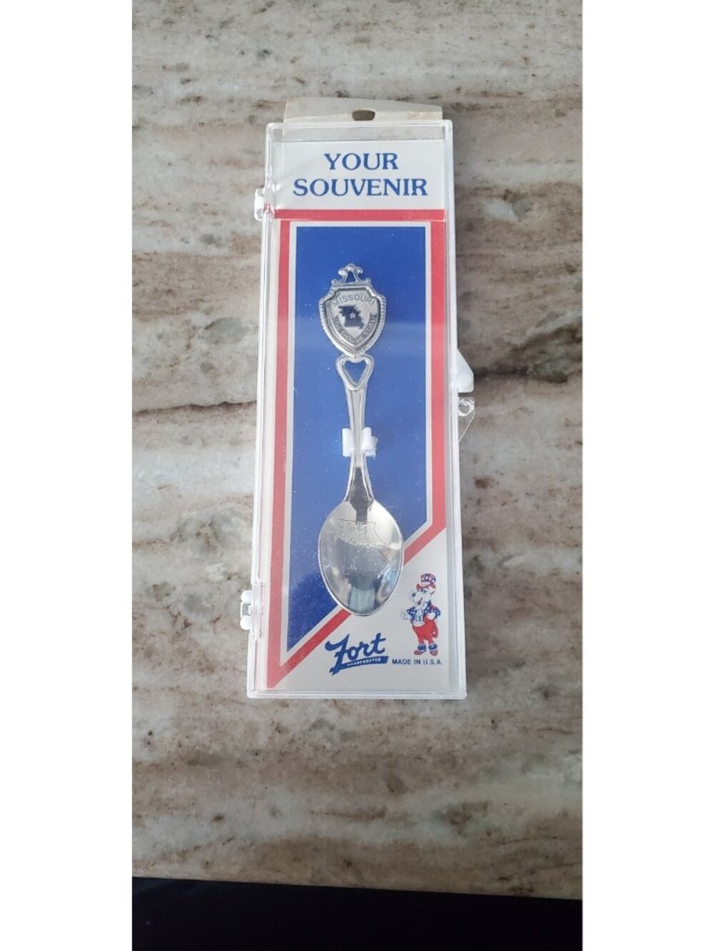 Collectible Souvenir Spoon By Fort - Missouri